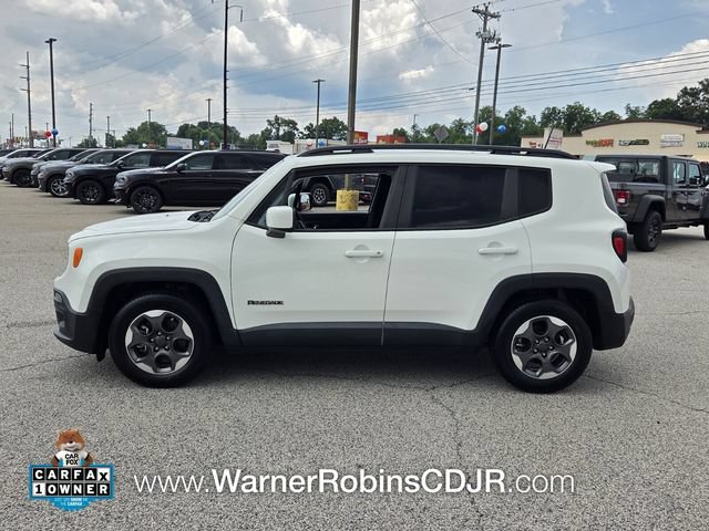 Used 2018 Jeep Renegade Latitude FWD image 4
