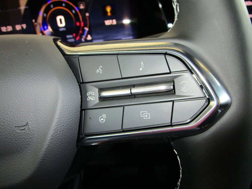 New 2026 Chevrolet Traverse LT w/ Driver Confidence Package image 35