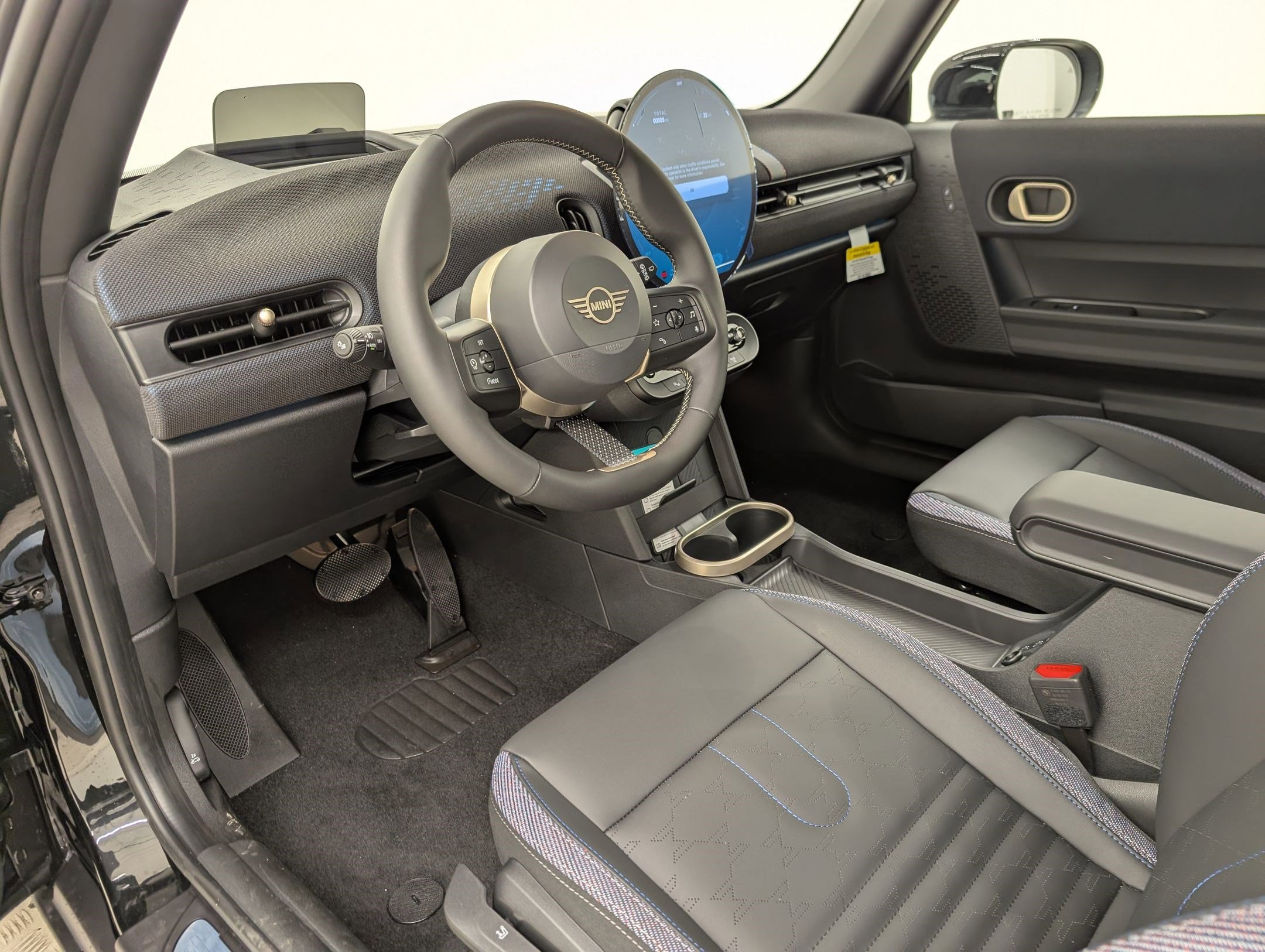 New 2026 MINI Cooper S image 4