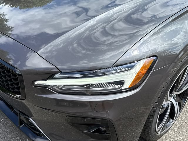 Certified 2023 Volvo S60 B5 Plus w/ Climate Package AWD/4WD image 7