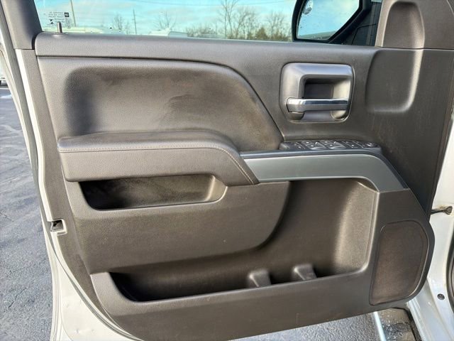 Used 2018 Chevrolet Silverado 1500 LT w/ All Star Edition image 10