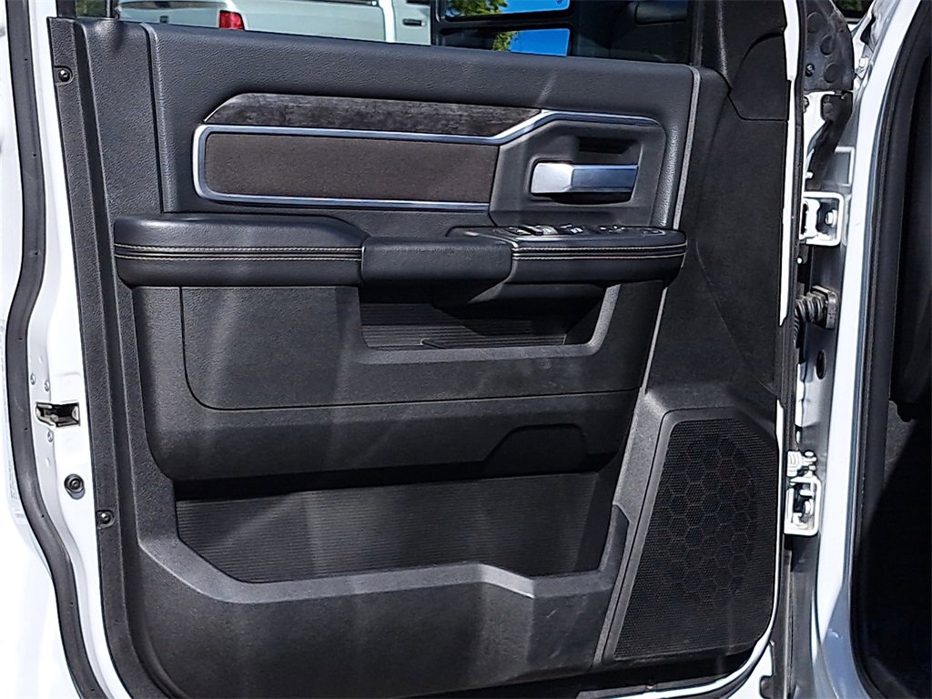 Used 2024 RAM 3500 Big Horn image 26