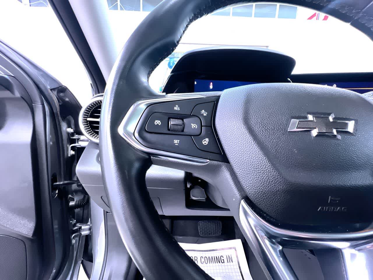 Used 2025 Chevrolet Trax ACTIV w/ Sunroof Package FWD image 20