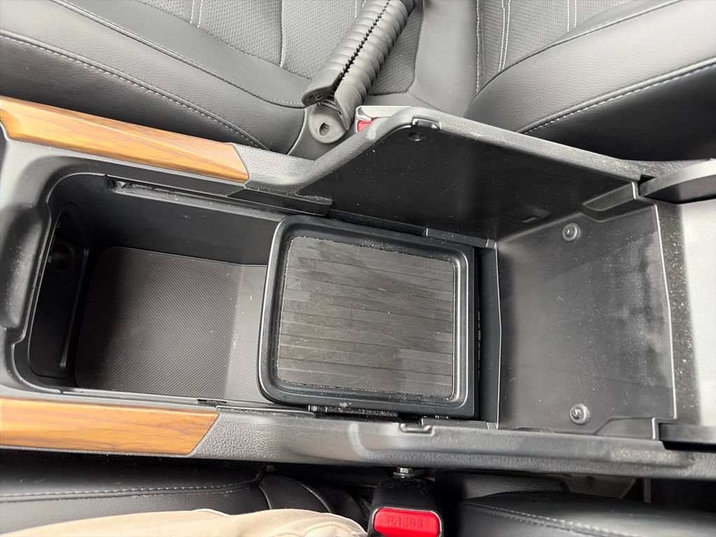 Used 2020 Honda CR-V Touring image 28