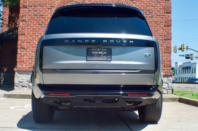 Used 2023 Land Rover Range Rover Long Wheelbase Autobiography AWD/4WD image 6