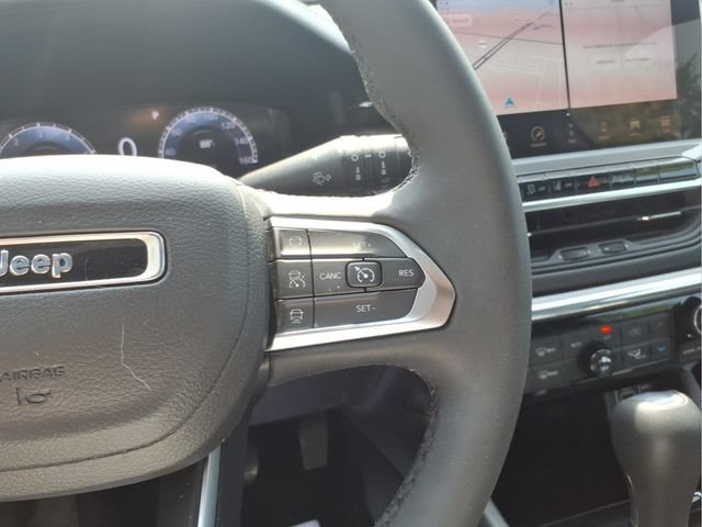 Used 2024 Jeep Compass Limited w/ High Altitude Package AWD/4WD image 19