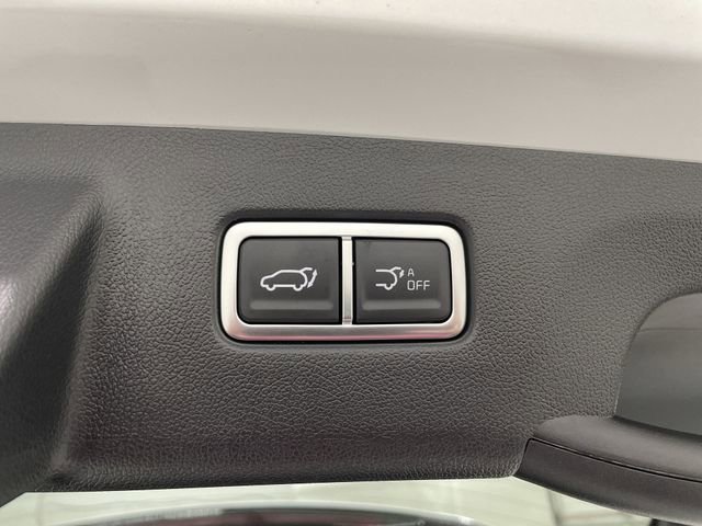 Used 2025 Kia Sorento EX image 16
