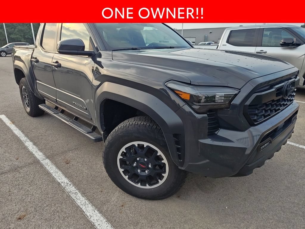 Used 2024 Toyota Tacoma TRD Off-Road AWD/4WD image 3