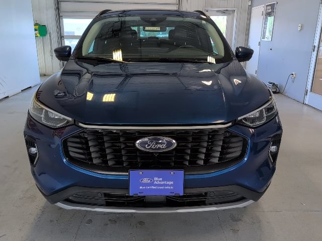 Certified 2023 Ford Escape Platinum AWD/4WD image 8
