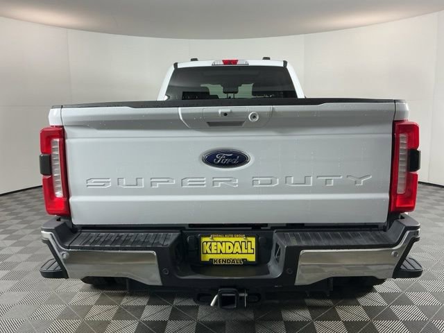 Certified 2025 Ford F450 Lariat w/ FX4 Off-Road Package image 5