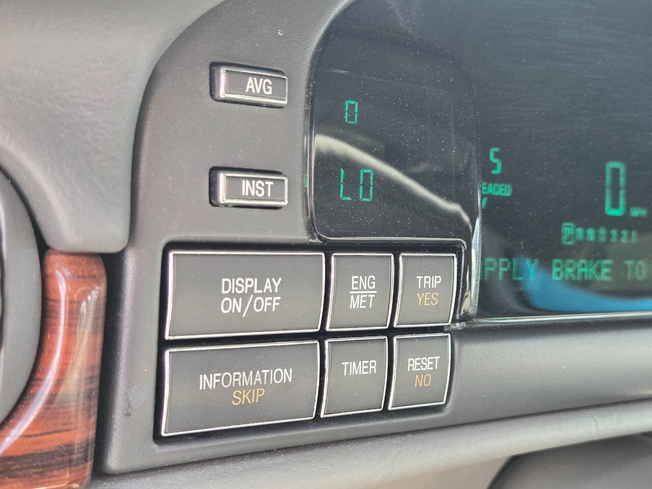Used 1999 Cadillac De Ville w/ Comfort/Convenience Pkg FWD image 13