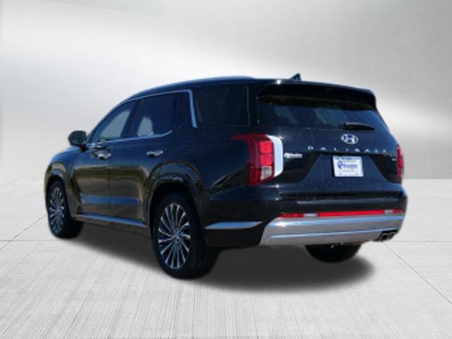 Used 2023 Hyundai Palisade Calligraphy image 5