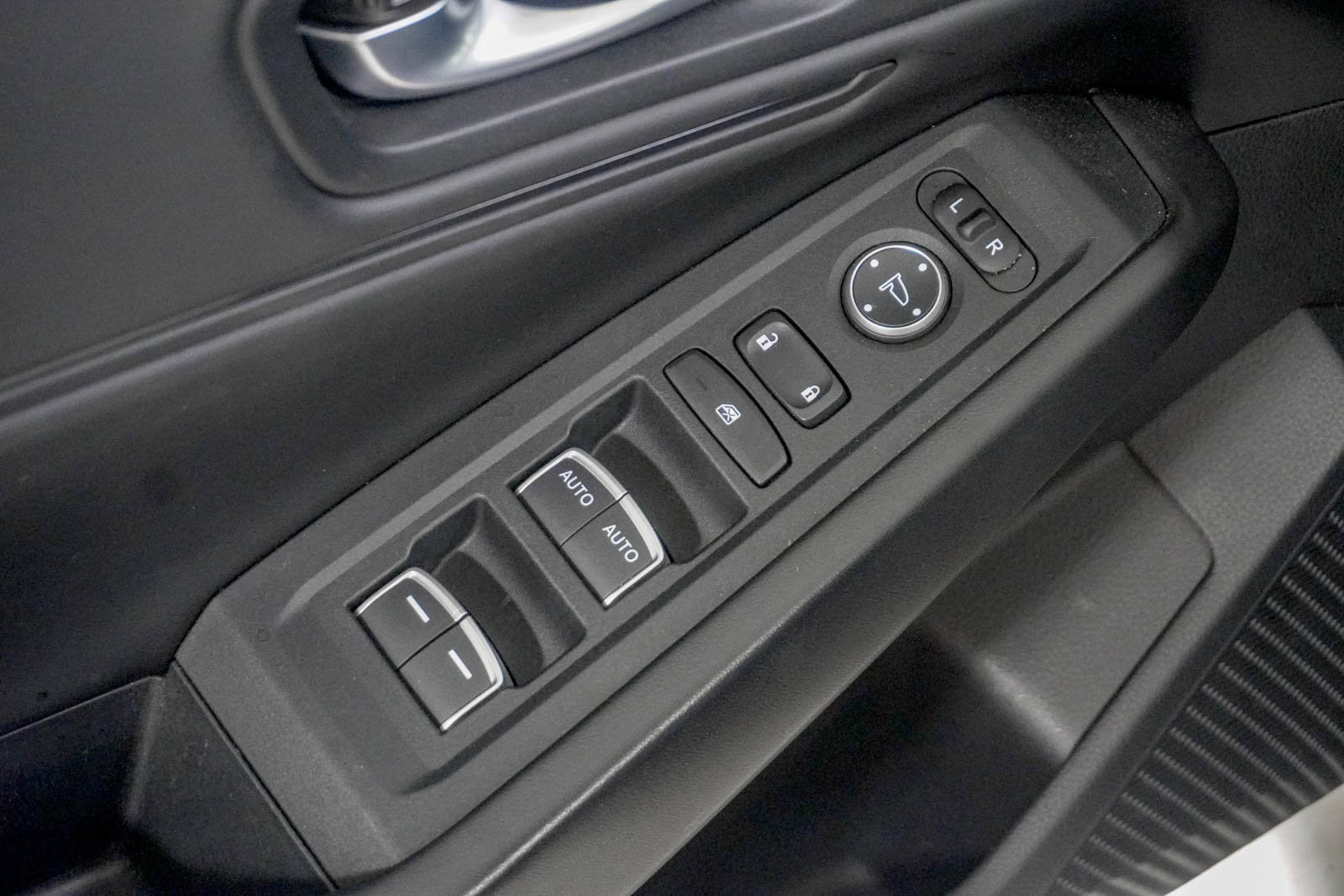 Used 2024 Honda Accord EX image 18