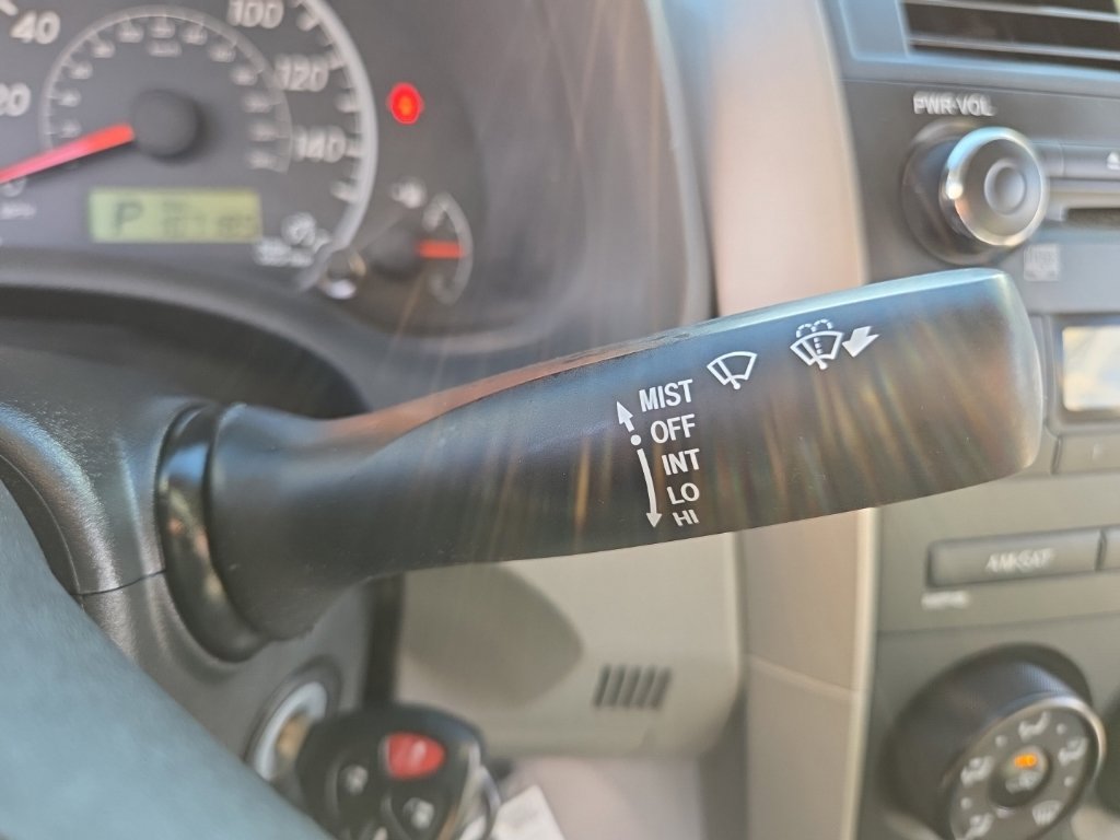 Used 2013 Toyota Corolla L FWD image 30
