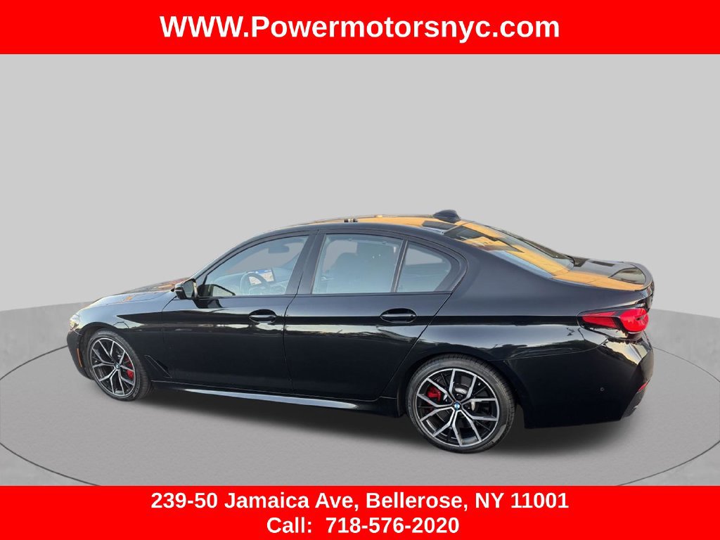 Used 2022 BMW M550i xDrive w/ Executive Package AWD/4WD image 3