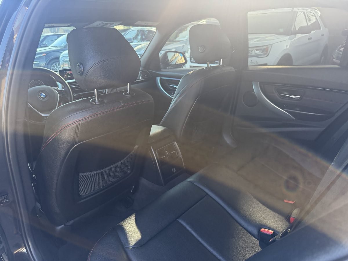 Used 2016 BMW 328i Sedan RWD image 17