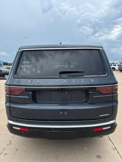 Used 2024 Jeep Wagoneer L Series II w/ Flexible Seating Group AWD/4WD image 4