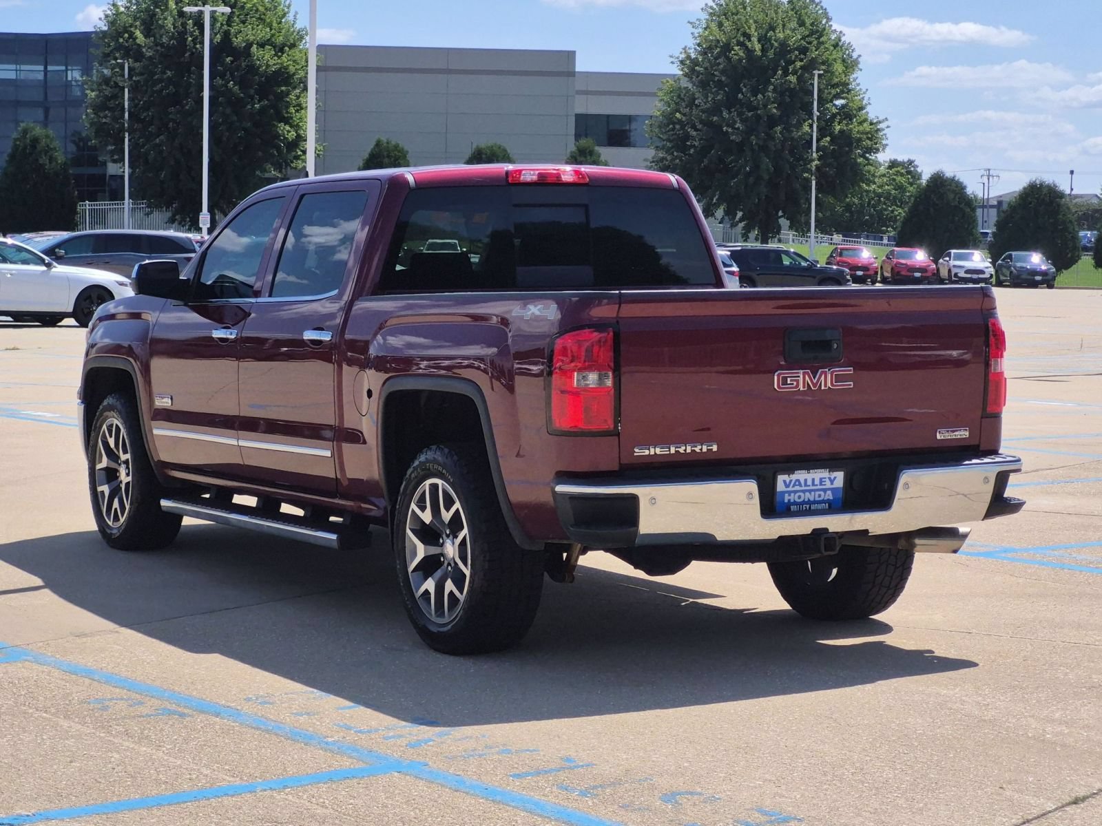 Used 2015 GMC Sierra 1500 SLT AWD/4WD image 8