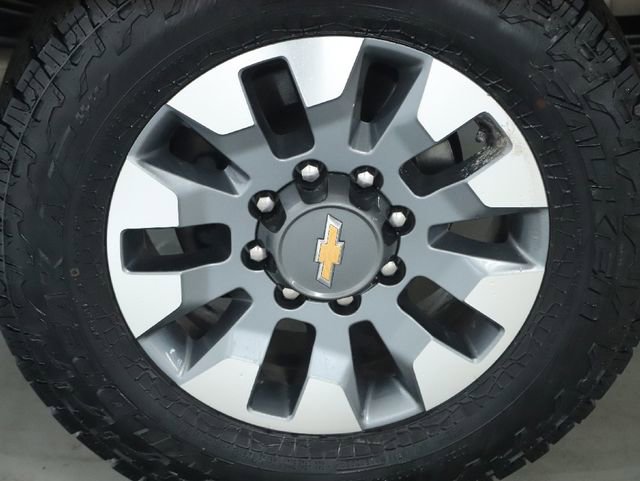 Used 2022 Chevrolet Silverado 2500 LT w/ Convenience Package image 45