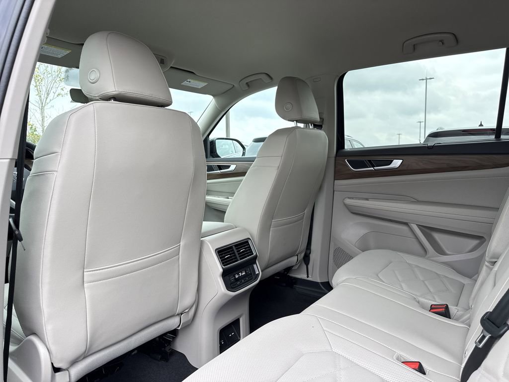 New 2026 Volkswagen Atlas SE image 13