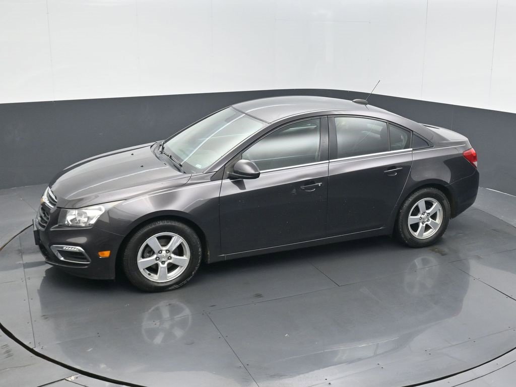 Used 2015 Chevrolet Cruze LT image 12