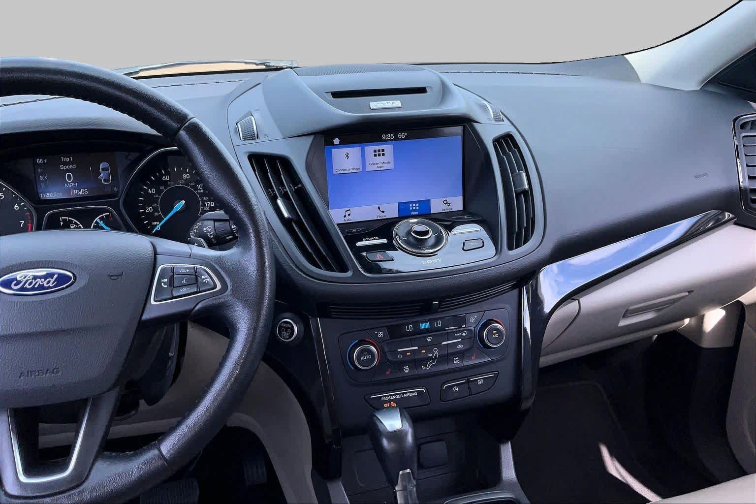 Used 2017 Ford Escape Titanium FWD image 6