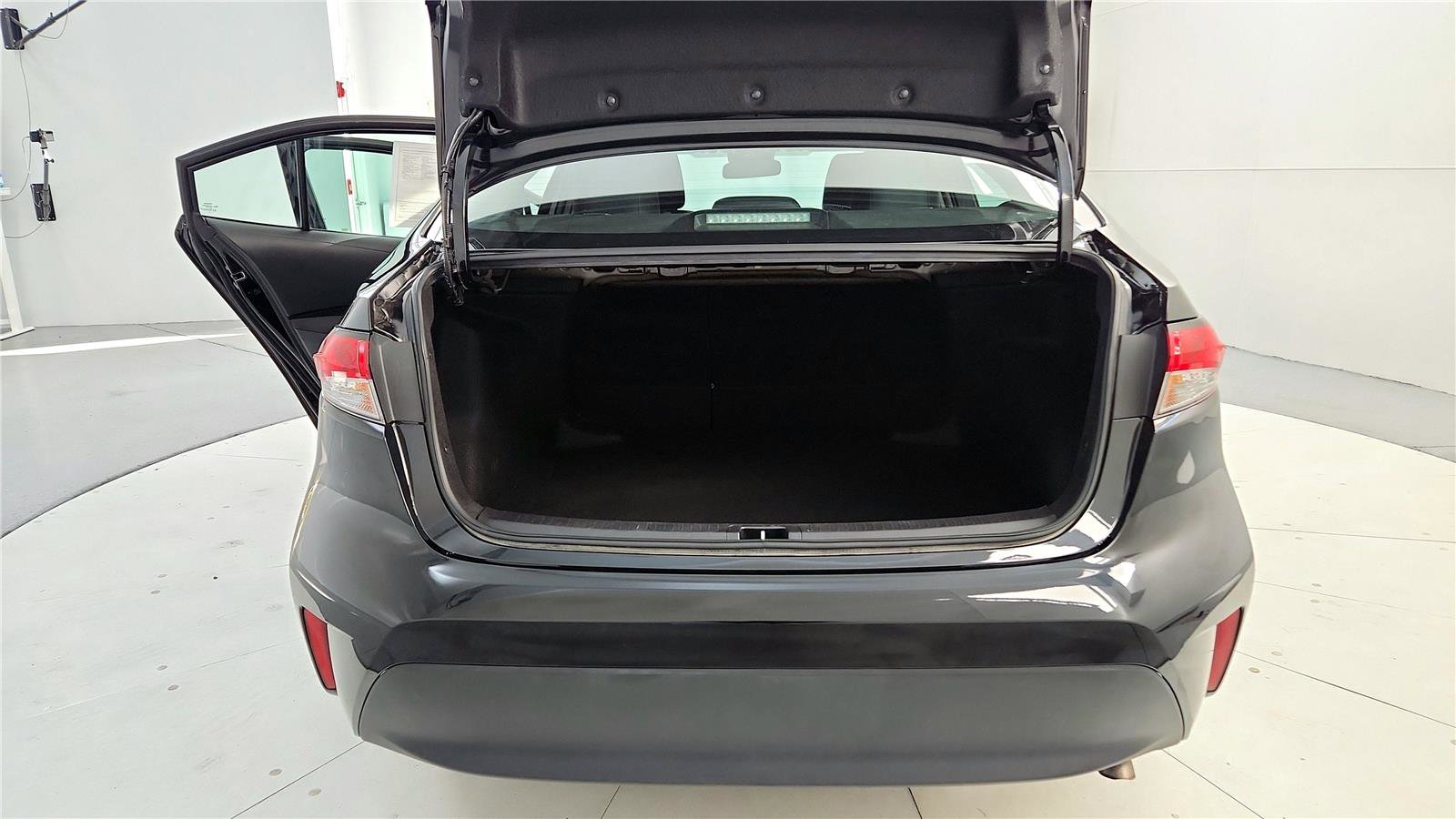 Certified 2024 Toyota Corolla LE image 20