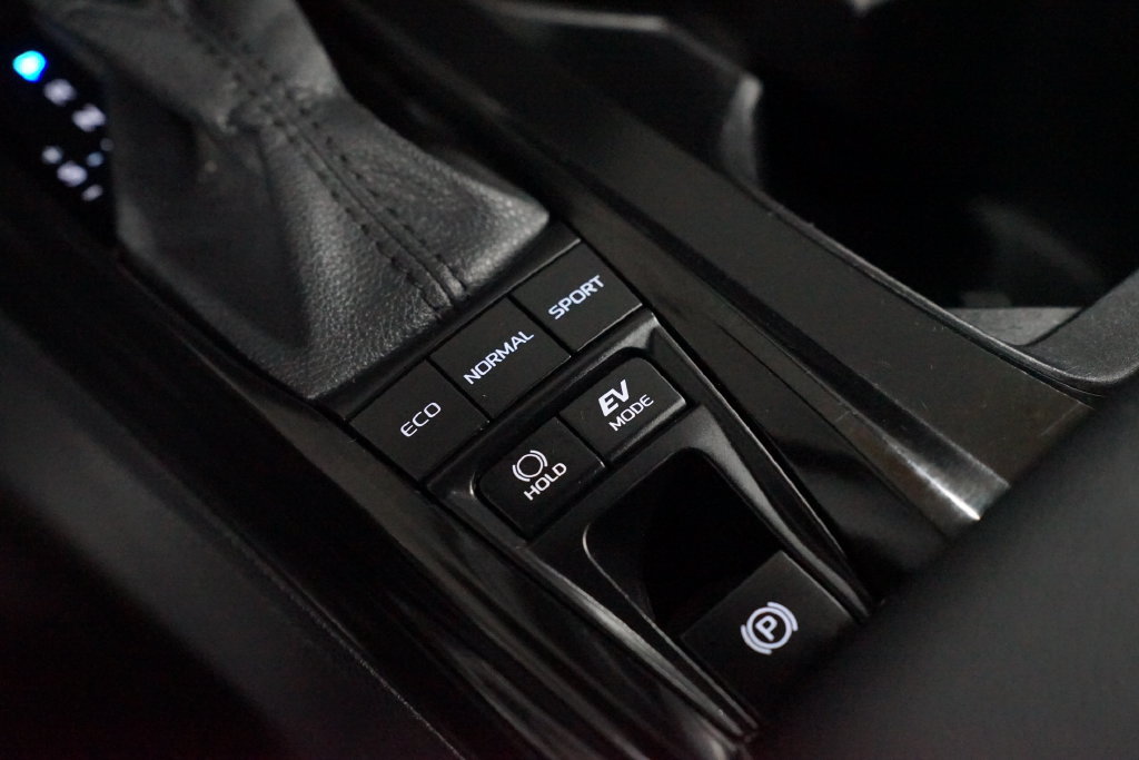 Certified 2025 Toyota Camry SE FWD image 22
