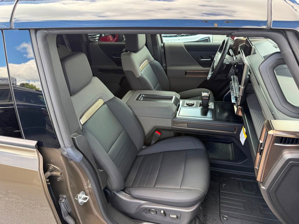 Used 2024 GMC Hummer EV 3X image 31