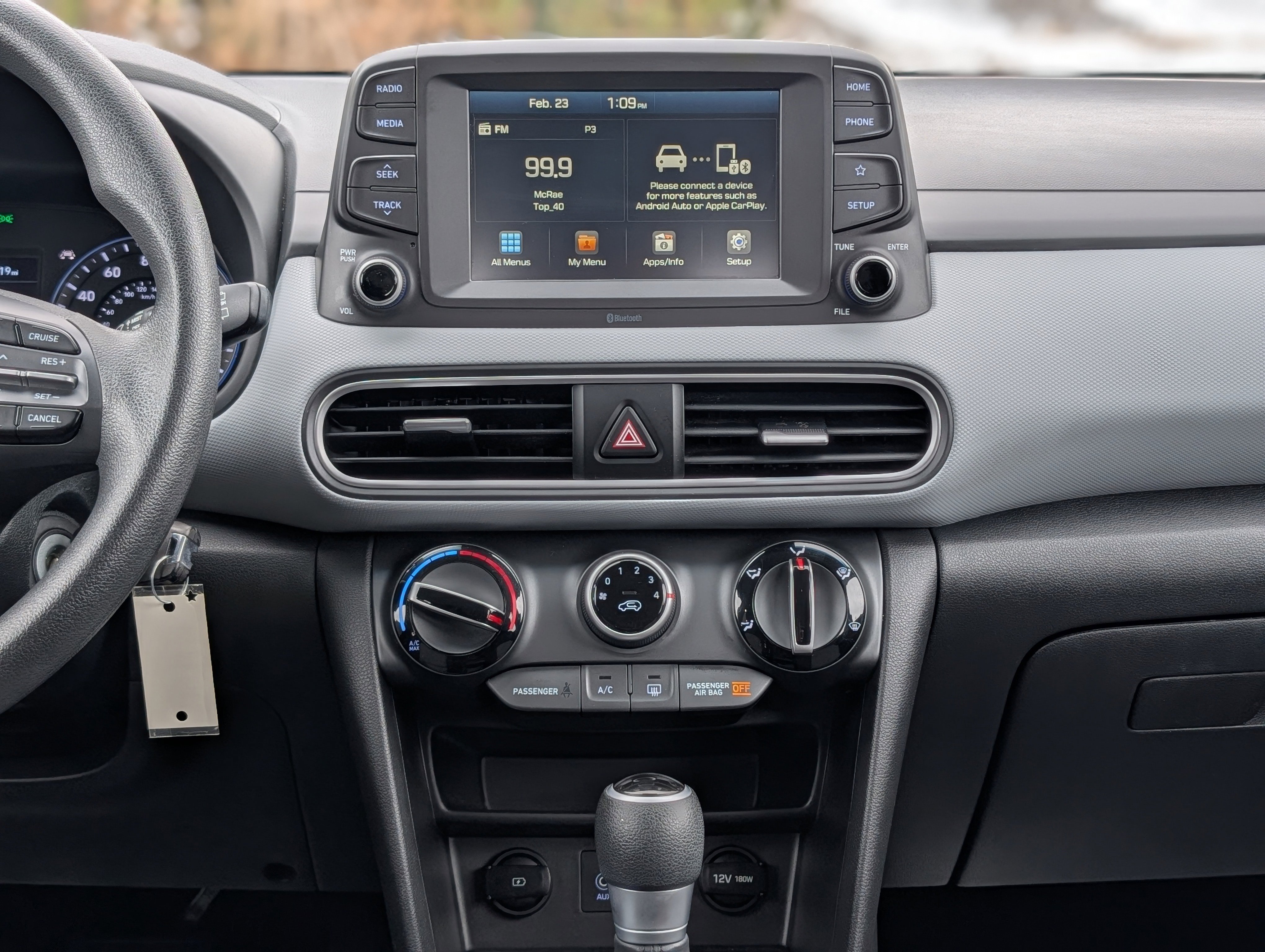 Used 2021 Hyundai Kona SE w/ Cargo Package image 14