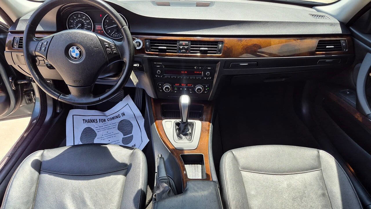 Used 2010 BMW 328i xDrive Sedan AWD/4WD image 47