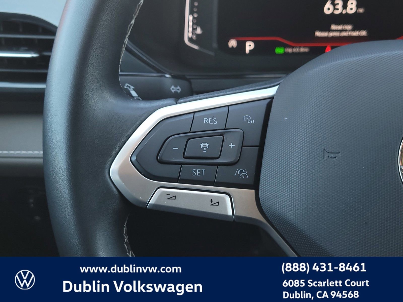 Used 2022 Volkswagen Taos SEL image 21