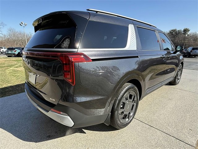 New 2026 Kia Carnival EX image 17