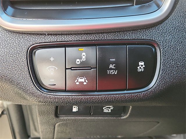 Used 2019 Kia Sorento SX image 18