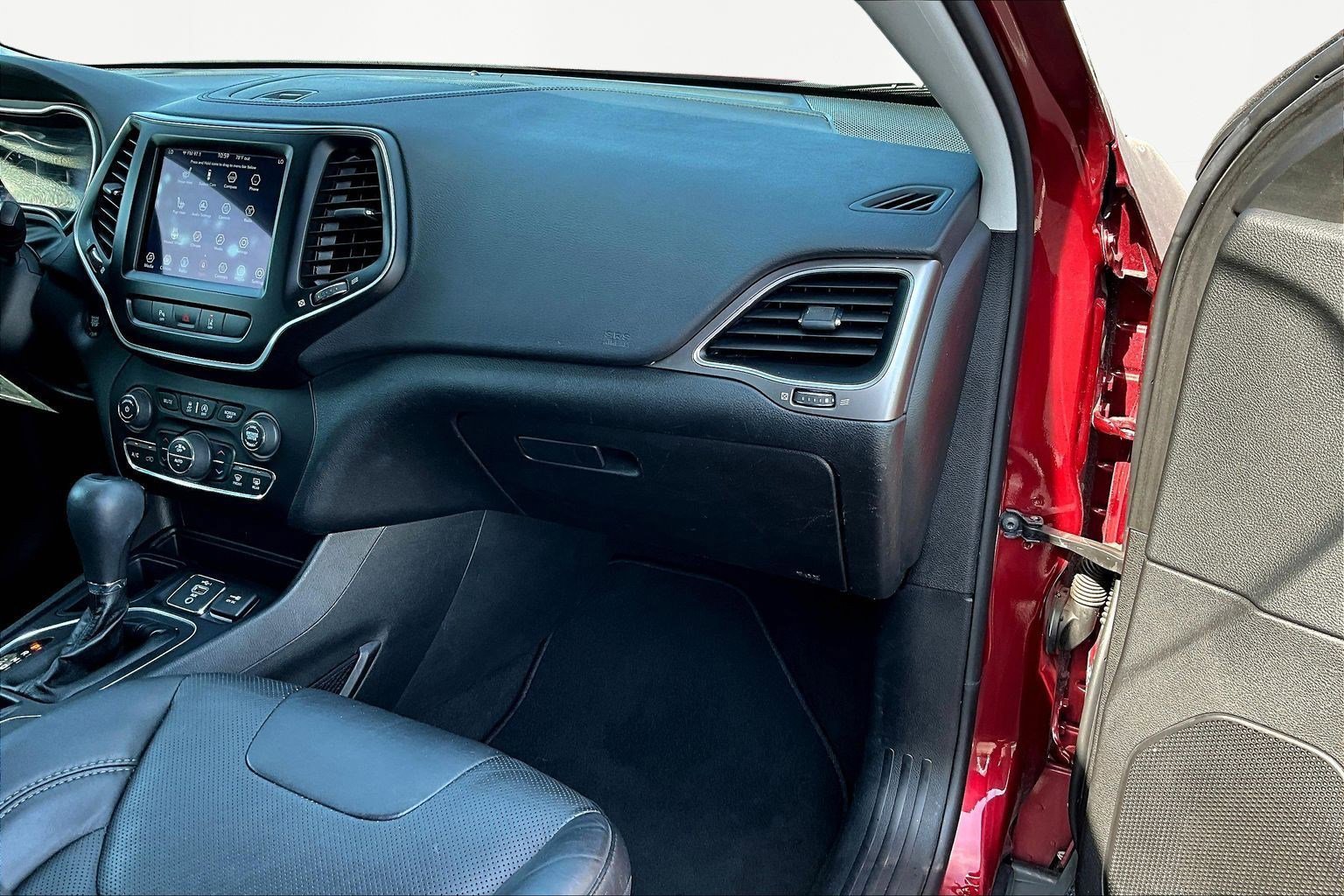 Used 2021 Jeep Cherokee Latitude Lux w/ Comfort/Convenience Group image 26