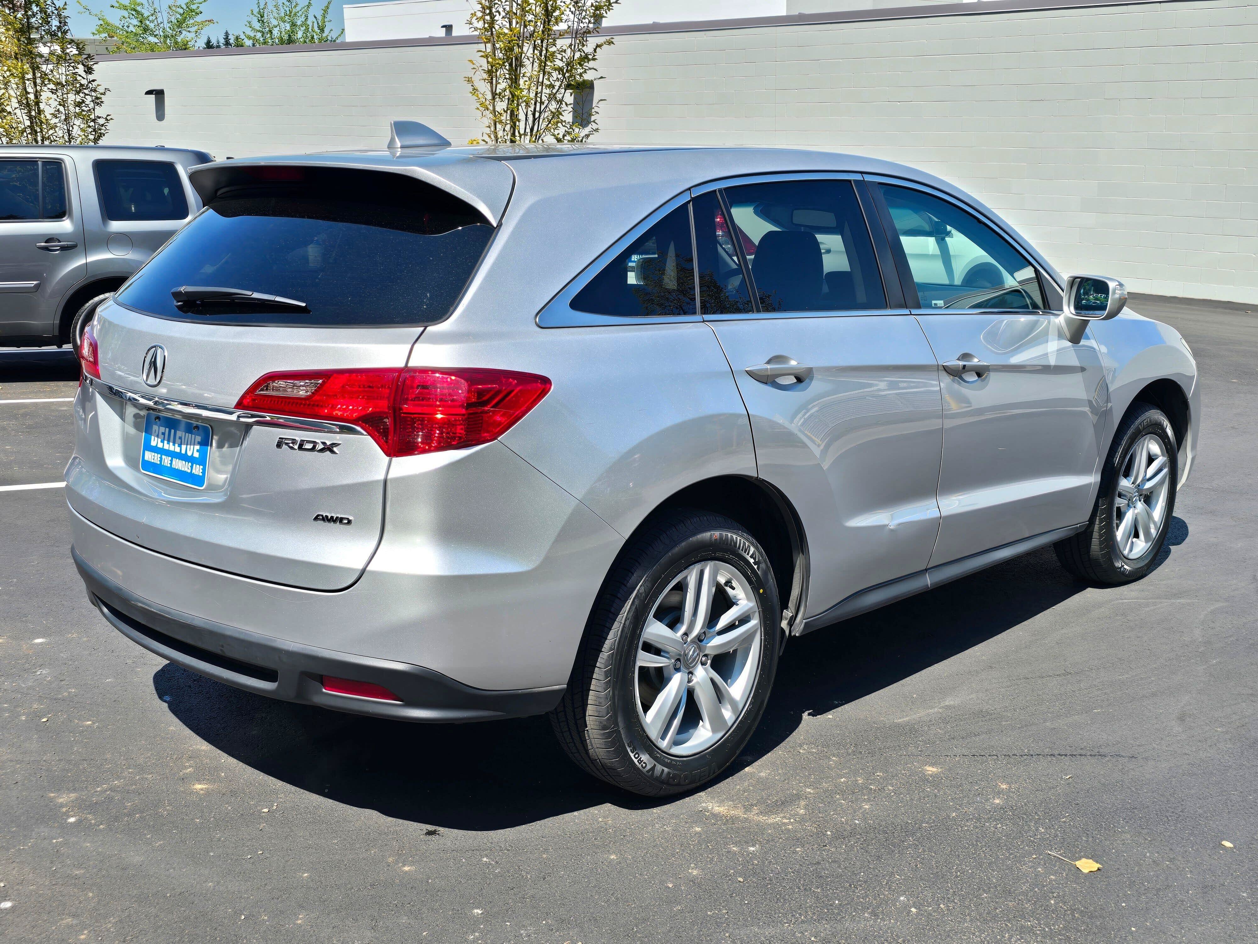 Used 2014 Acura RDX w/ Technology Package AWD/4WD image 7