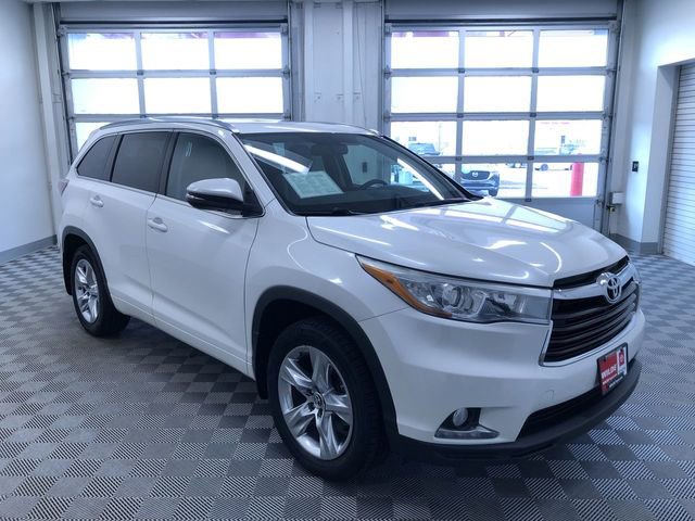Used 2016 Toyota Highlander Limited image 40