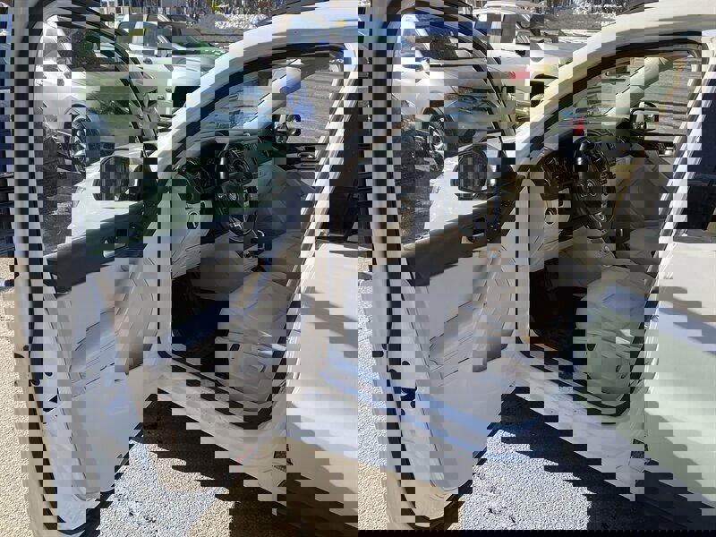 Used 2017 Volkswagen Tiguan S image 18