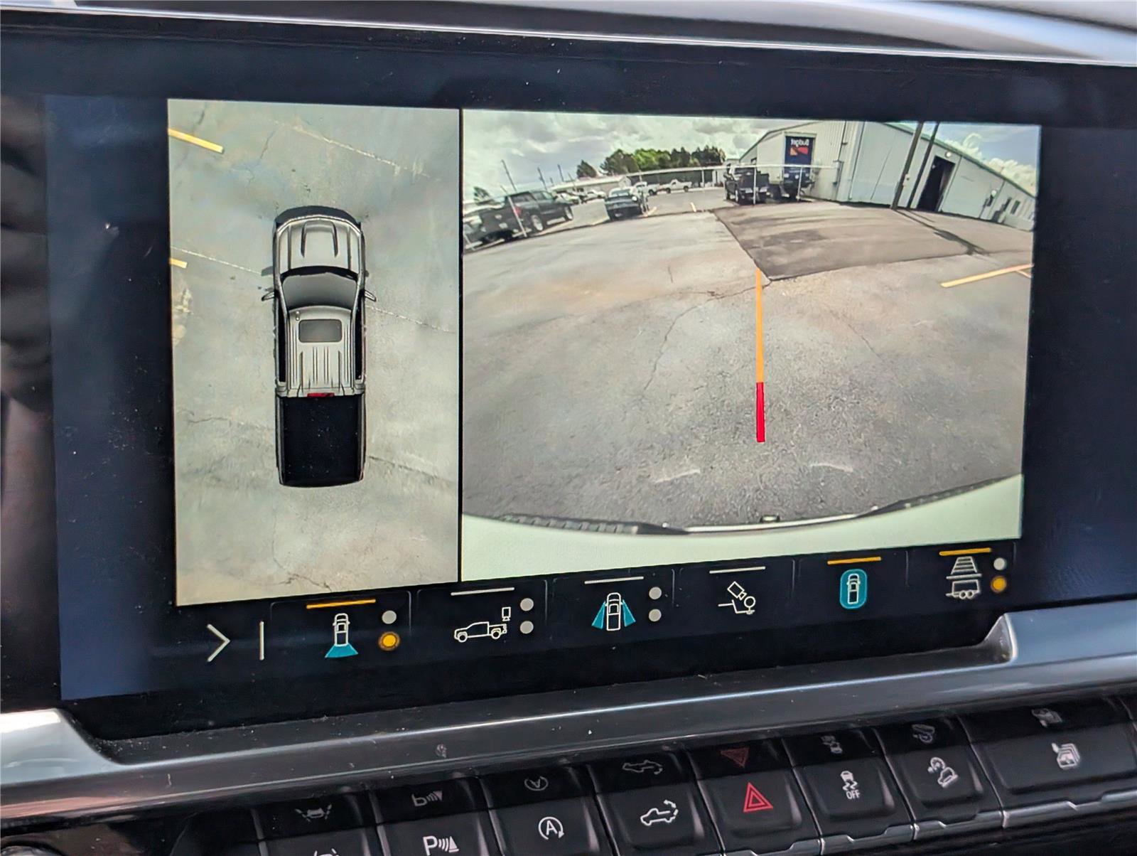 Used 2024 Chevrolet Silverado 1500 LTZ w/ Z71 Off-Road Package image 19