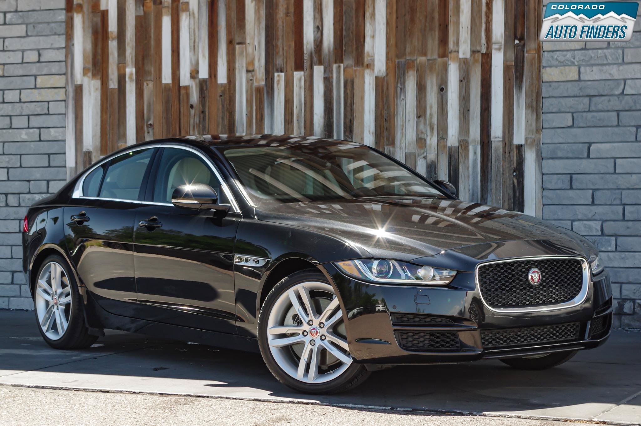 Used 2017 Jaguar XE Prestige AWD/4WD image 9