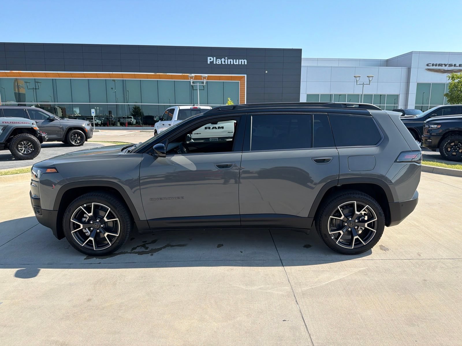 New 2026 Jeep Cherokee Overland AWD/4WD image 2
