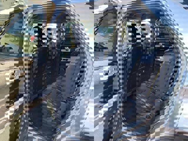 Used 2023 Ford Explorer Limited image 24