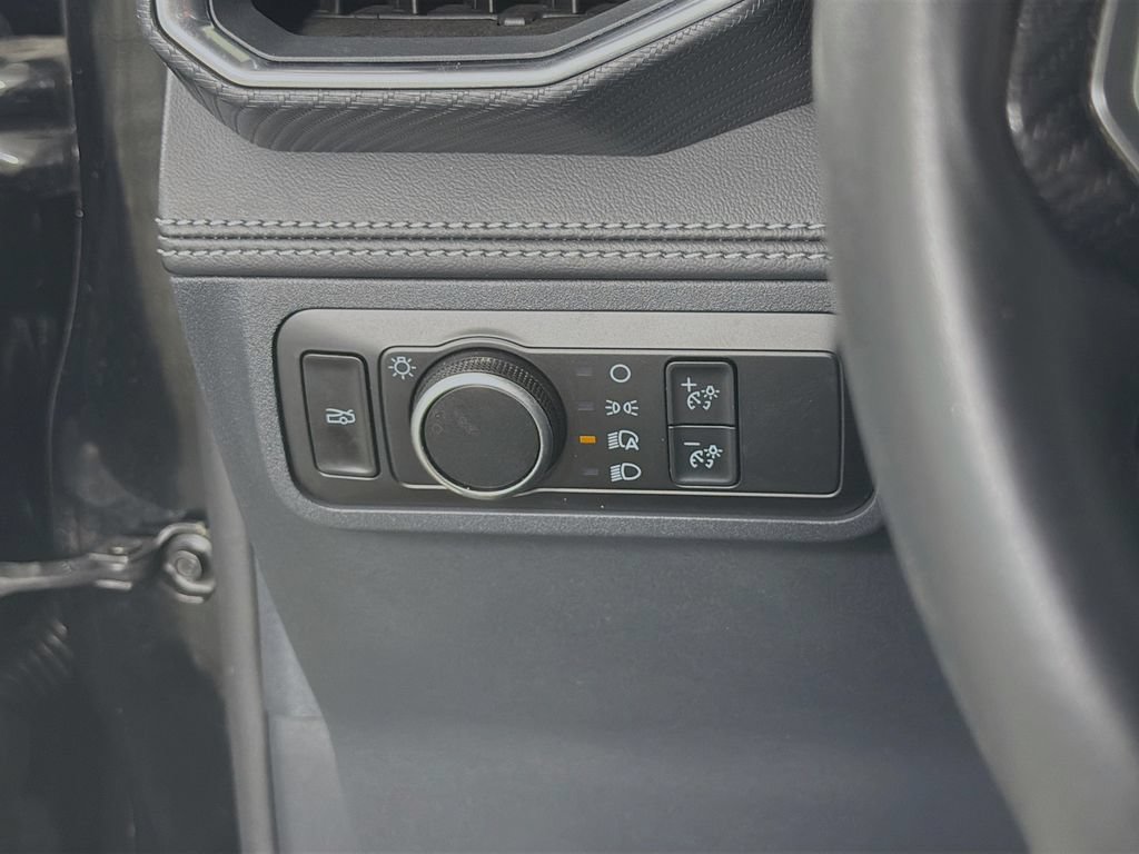 Used 2024 Ford Mustang Premium RWD image 13