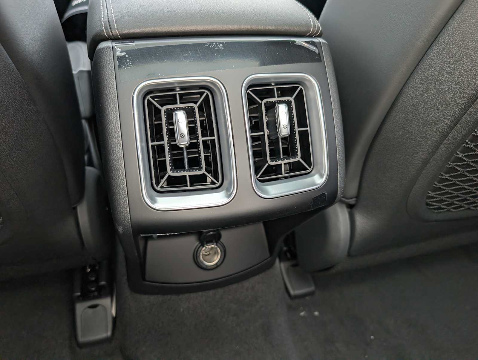 New 2026 Kia Sorento S w/ S Panoramic Sunroof Package AWD/4WD image 16