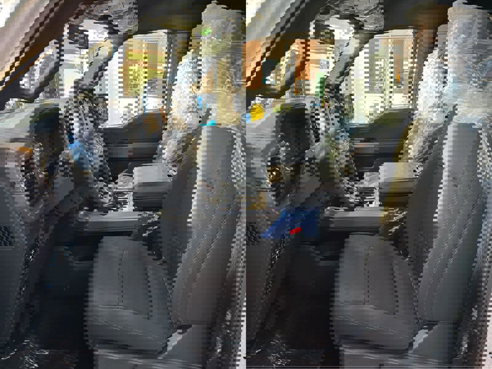 New 2025 Ford F150 XLT w/ Equipment Group 302A MID image 37