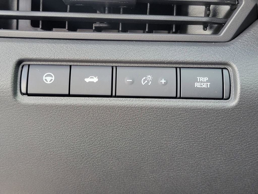 New 2025 Nissan Altima 2.5 SL image 12