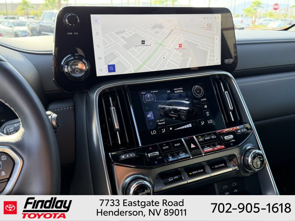 Used 2026 Lexus LX 700h Luxury w/ Appearance Package AWD/4WD image 30