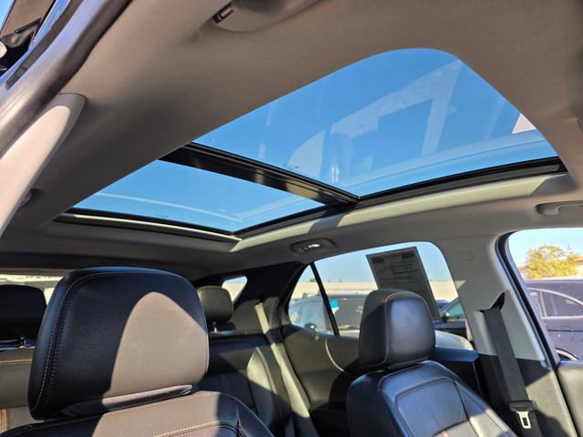 Used 2023 Chevrolet Equinox Premier image 11