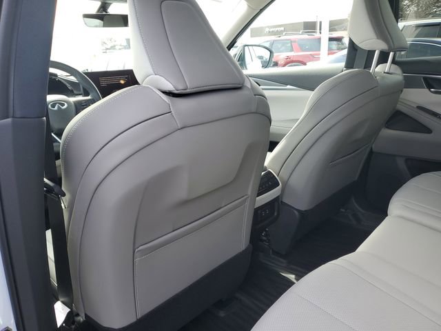 Used 2026 INFINITI QX60 Pure w/ Cargo Package image 18