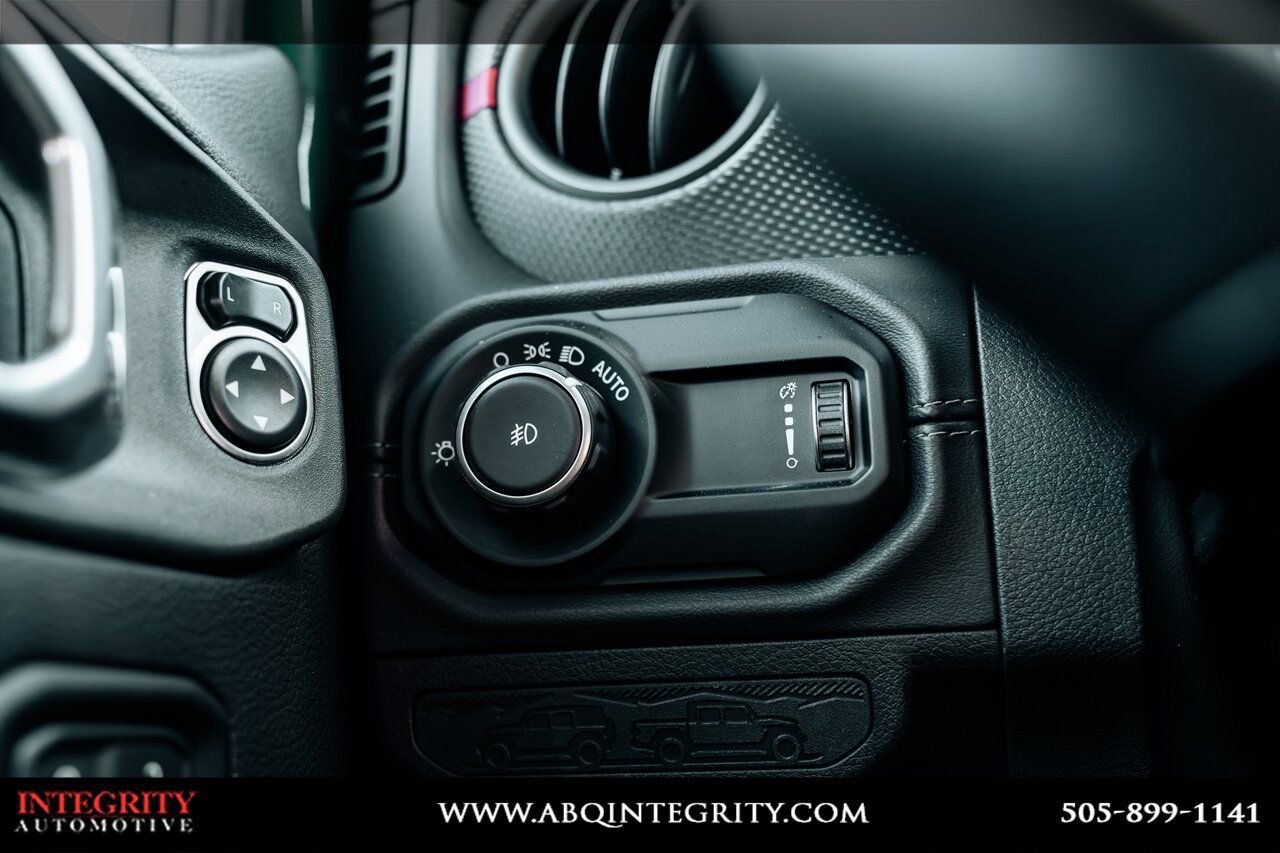 Used 2024 Jeep Wrangler Unlimited Rubicon 392 image 25